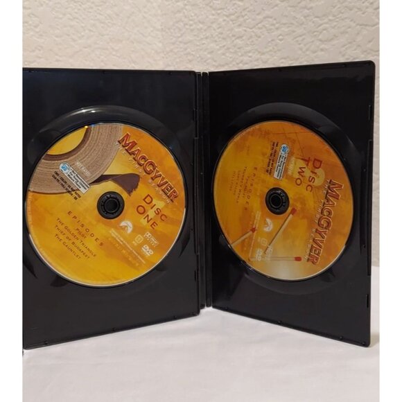 MacGyver: The Complete First, Second, & Fourth Seasons (DVD 2005 6-Disc Set) Lot - Picture 4 of 11